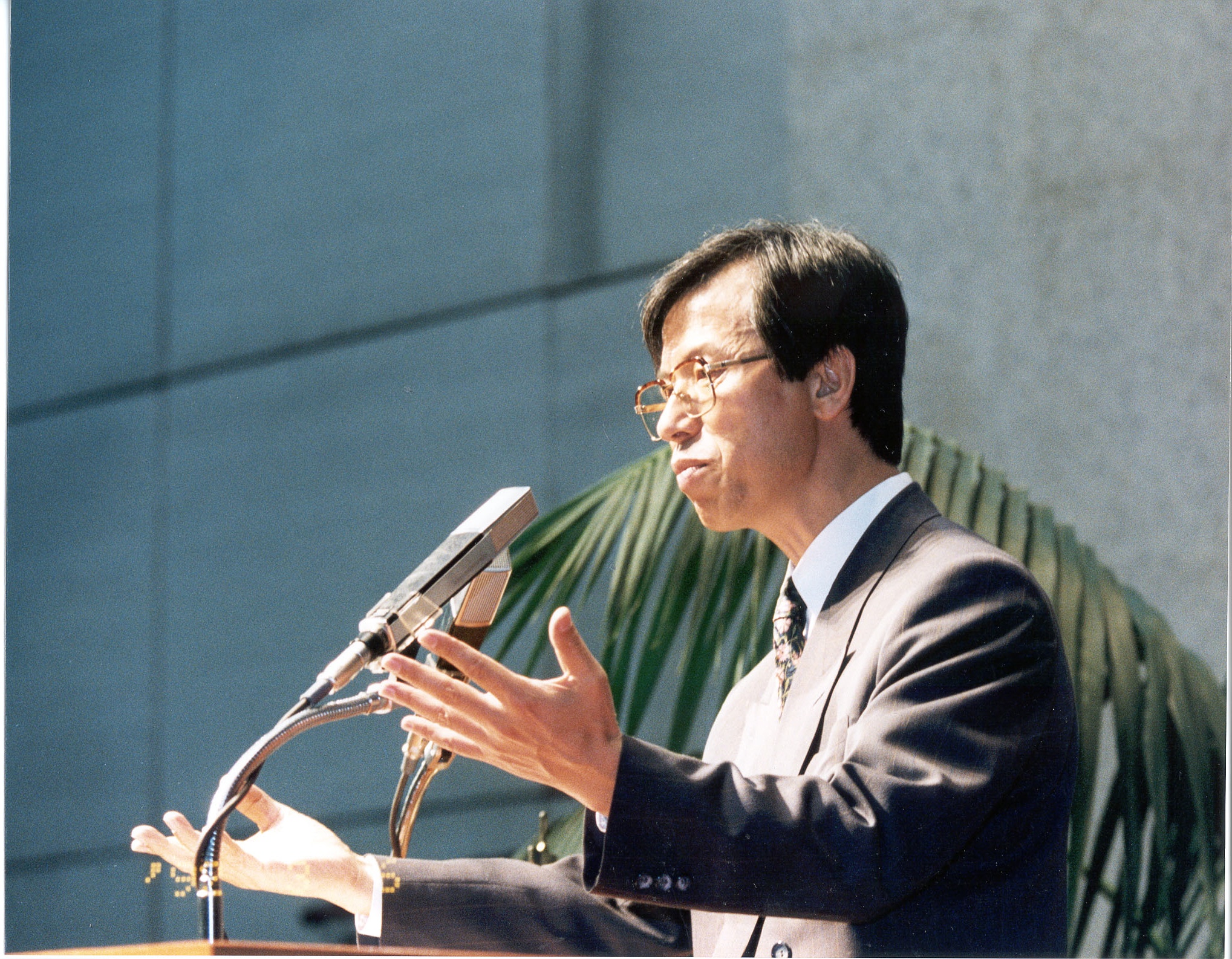 1992-Rev. Kim Sam_whan.jpg